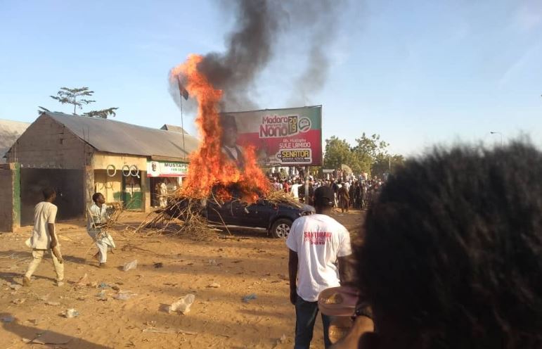 One killed, vehicle burnt as PDP rally turns violent