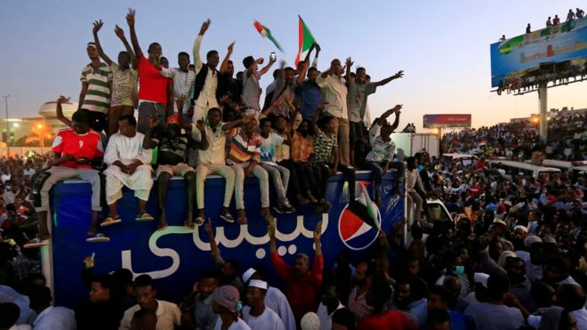 Sudan crisis: Death toll rises to 60, opposition says
