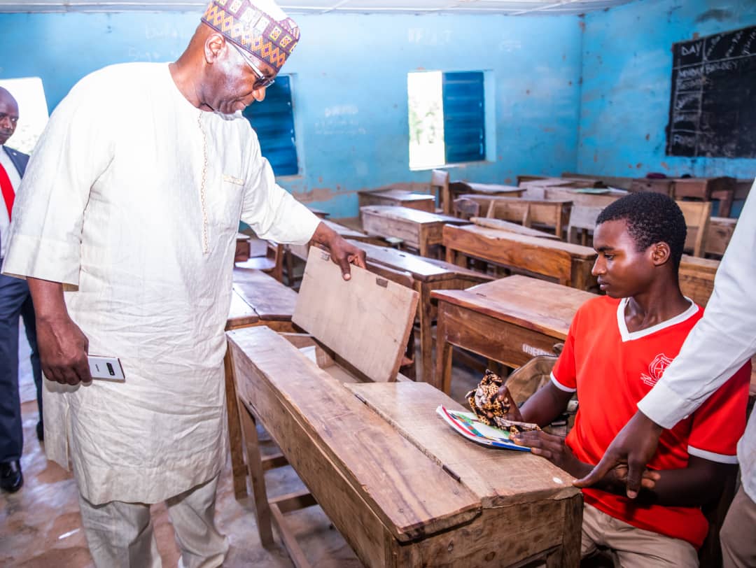 Kwara: Local contractors to fix schools, hospitals -Abdulrazaq