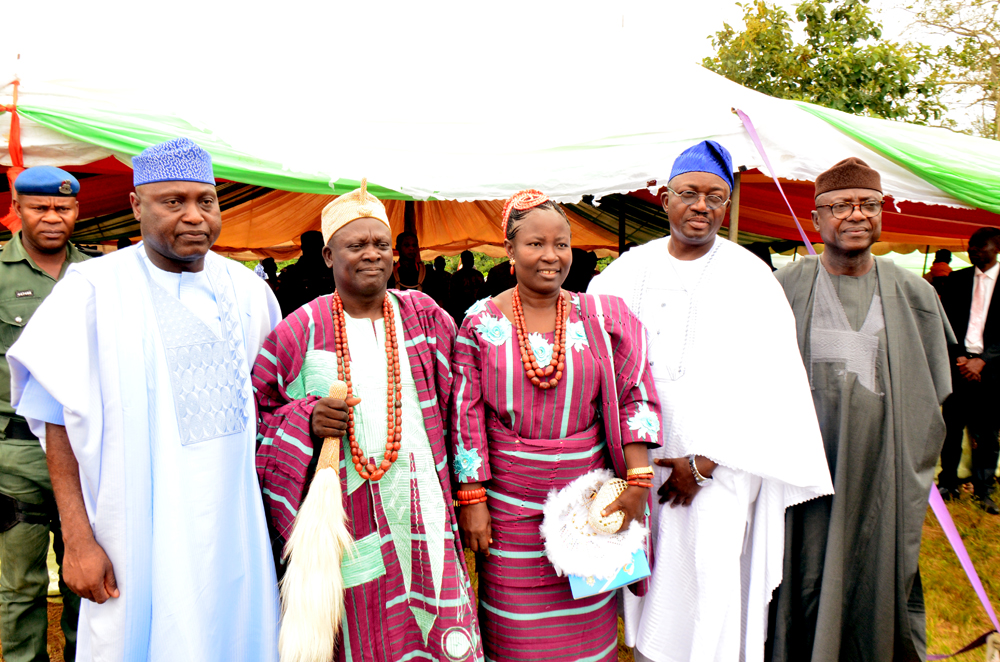 Fayemi restates commitment to development of communities in Ekiti