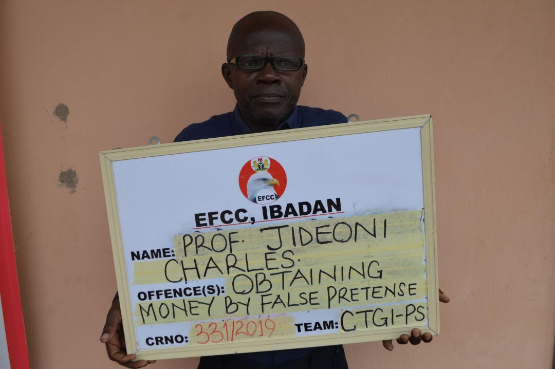 Alleged fraud: EFCC arraigns 'Prof', 11 others