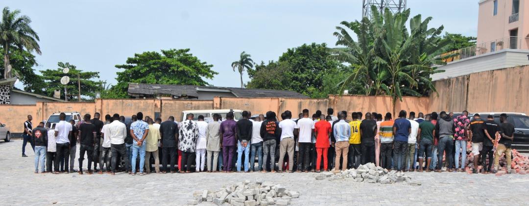 How EFCC arrested 94 suspected internet fraudsters in Osogbo