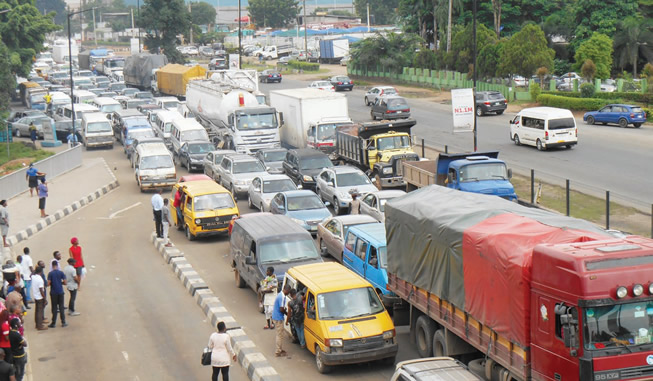 NEMA warns travellers exiting Lagos to avoid Lagos-Ibadan expressway