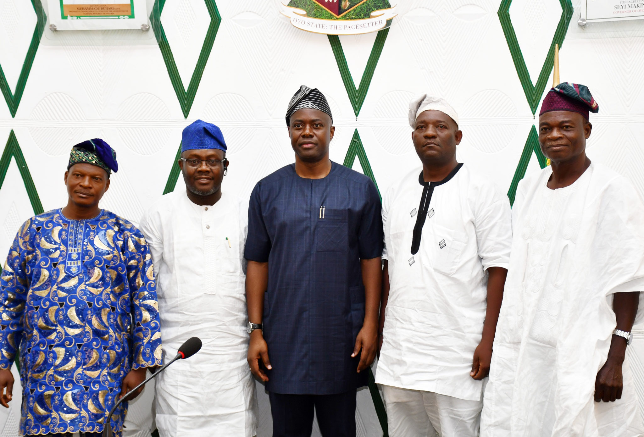 Makinde, in the middle, during the inauguration