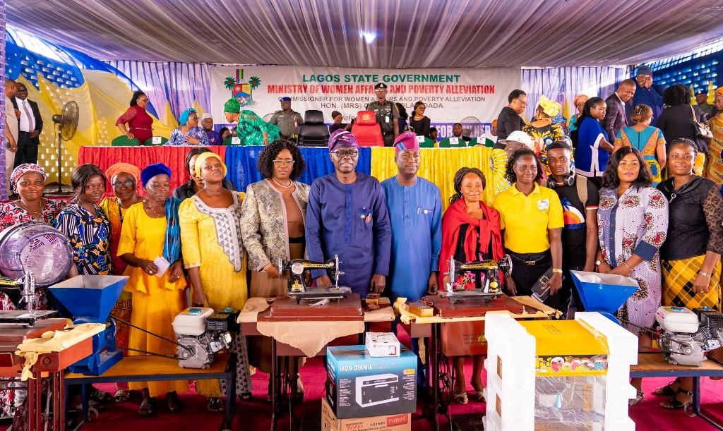Sanwo-Olu empowers 1050 vulnerable women, artisans