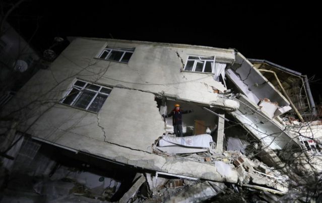 Rescuers dig for survivors after Turkey quake kills at least 29