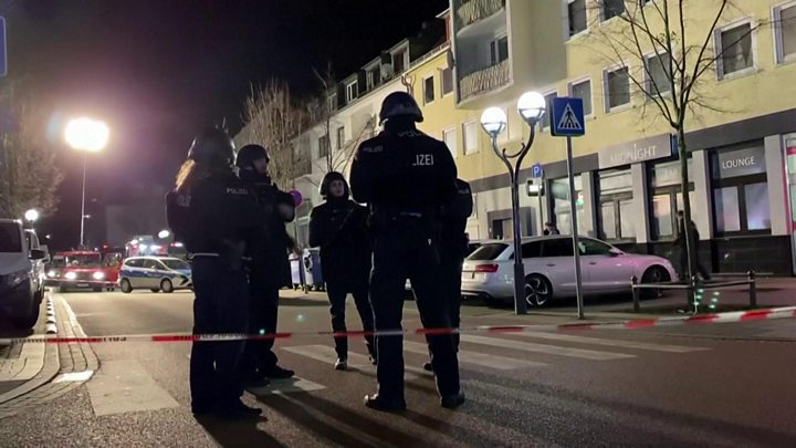 Hanau shooting: Eight dead after two attacks in Germany