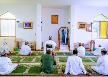 Buhari, others observe Juma’at prayer as FCT reopens worship centres