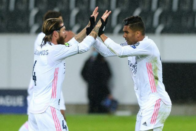 Real Madrid snatch draw at Borussia Monchengladbach with late Casemiro goal