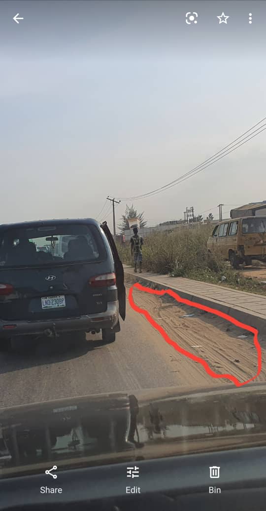 Roadway construction etiquette, the Lagos-Ibadan Expressway example