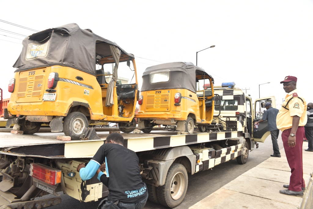 LASTMA sanctions 235 vehicles, arrests 10 for traffic infractions