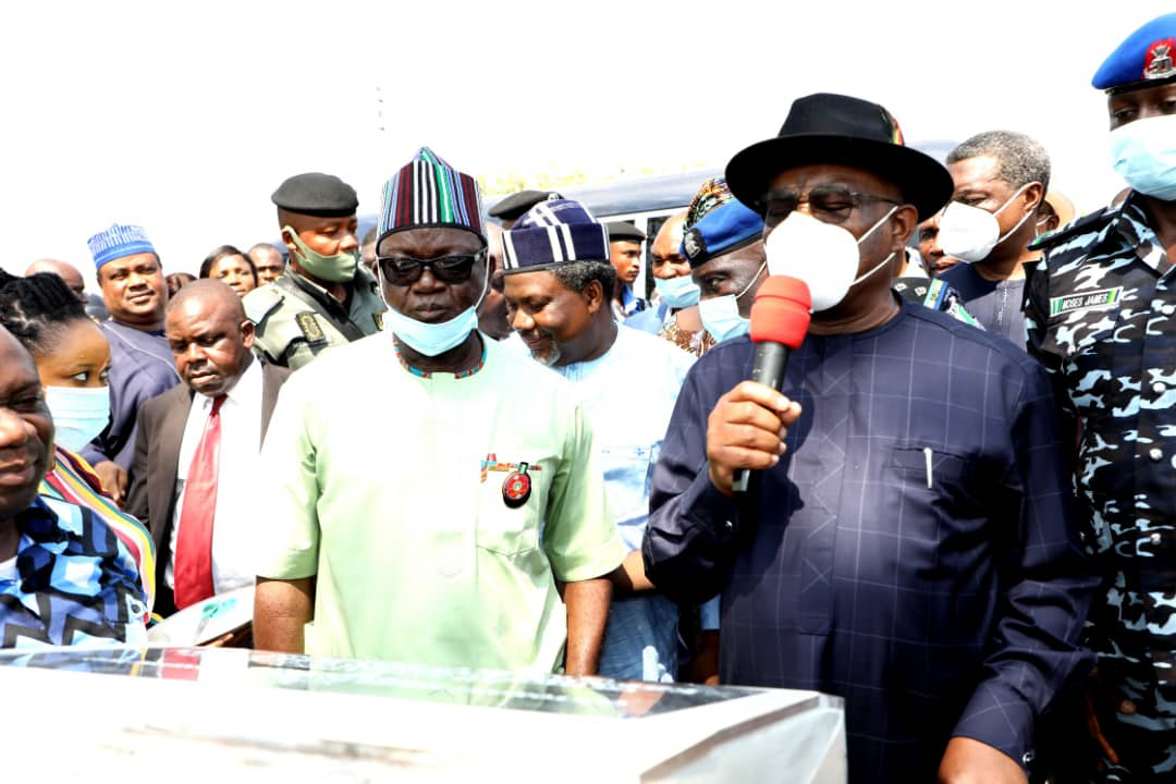 Wike lauds Ortom for defending Benue against herdsmen invasion