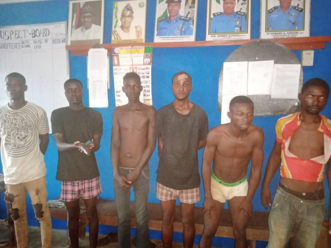 Lagos based cult members arrested while buying gun in Ogun