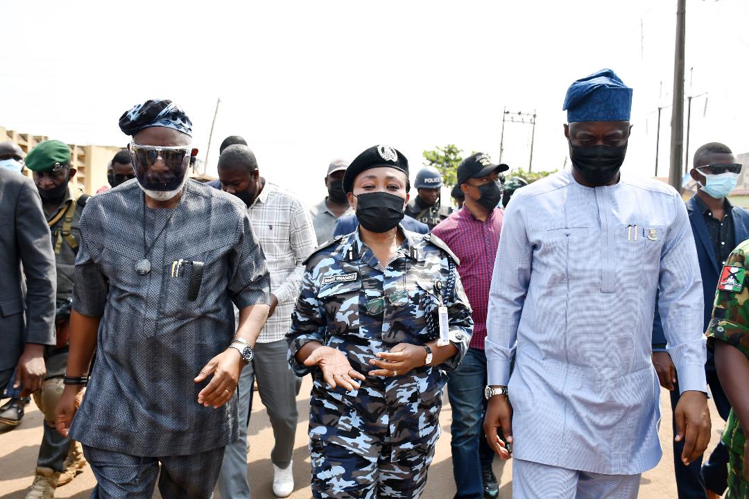 Insecurity: Makinde, Akeredolu visit Shasa community, speak on crisis