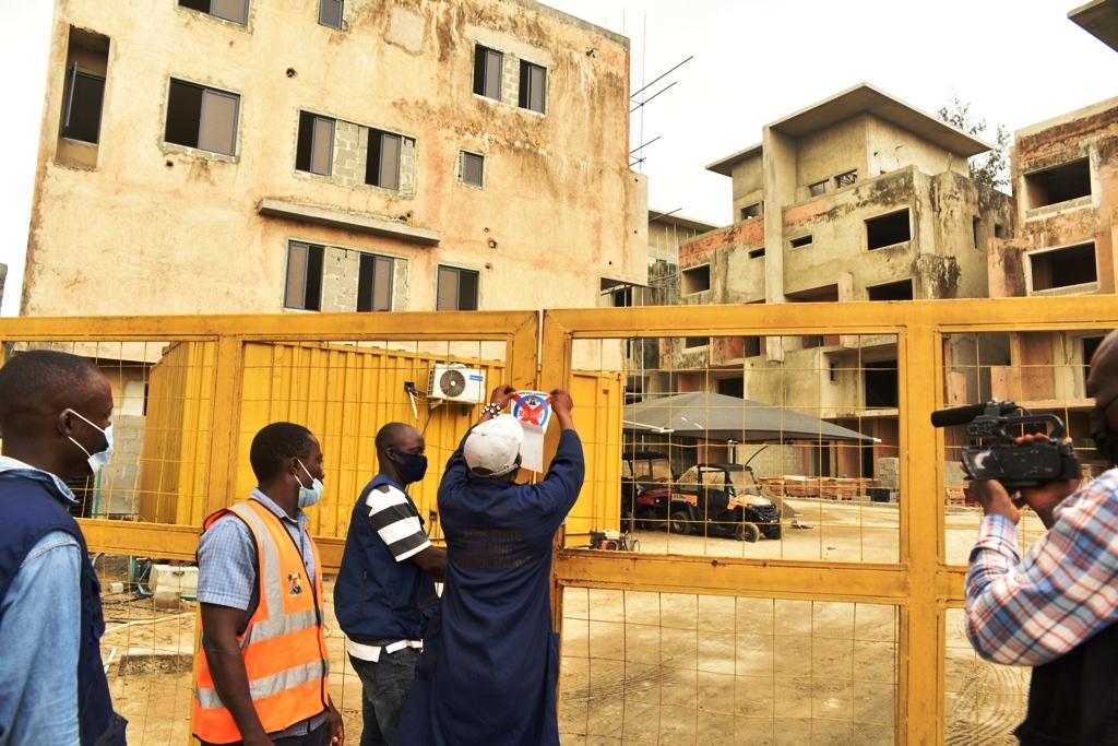 Lagos demolishes, seals Banana Estate structures without building permits