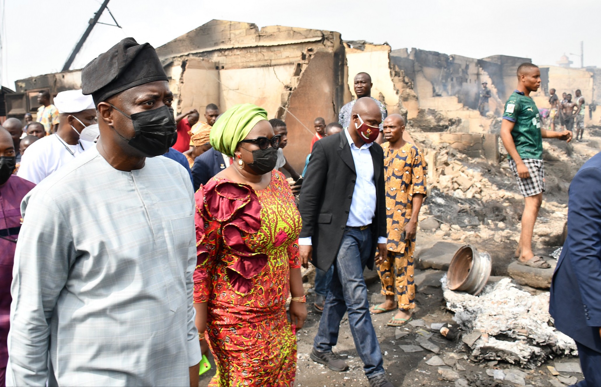Makinde visits burnt Ibadan spare parts market, gives hint of relocation