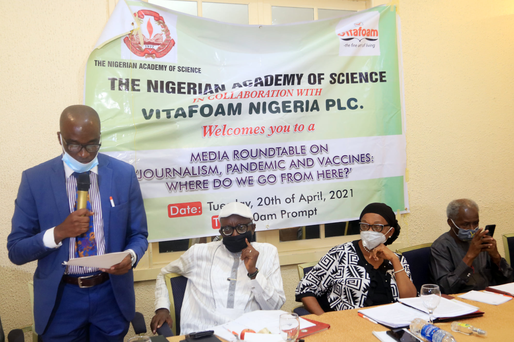 ‘Benefits of COVID-19 vaccine outweigh its risks’
