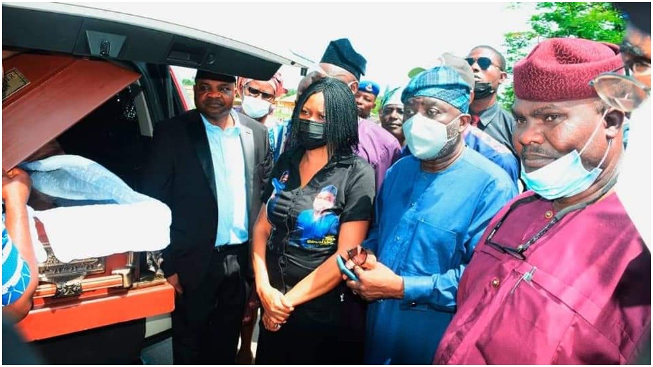 Osun bids Odumakin farewell, receives body into state for interment