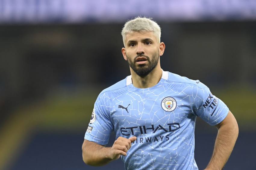 FC Barcelona sign Aguero on free transfer