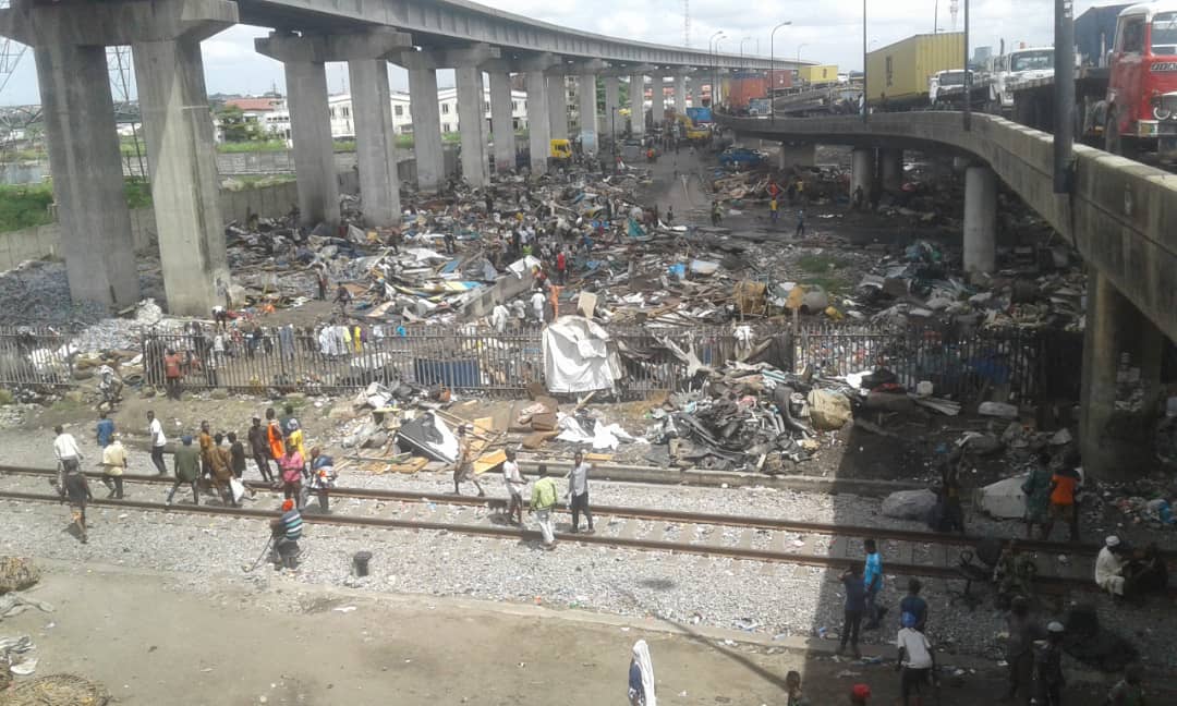Iganmu Underbridge: Taskforce dislodges squatters, clears area