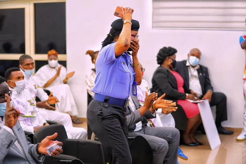 Olympic gold: Sanwo-Olu fulfils govt’s pledge of house to Chioma Ajunwa