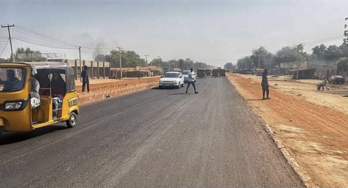 FG begins emergency repair work on Ibadan-Ife-Ilesa Expressway