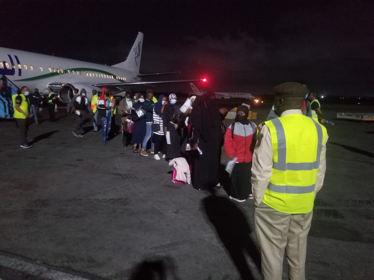 95 Nigerians stranded in Libya return home