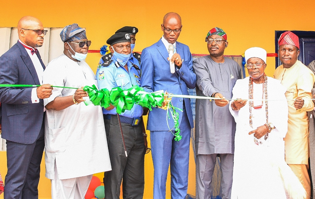 Sanwo-Olu inaugurates Ise Police Station in Lekki, assures of safety
