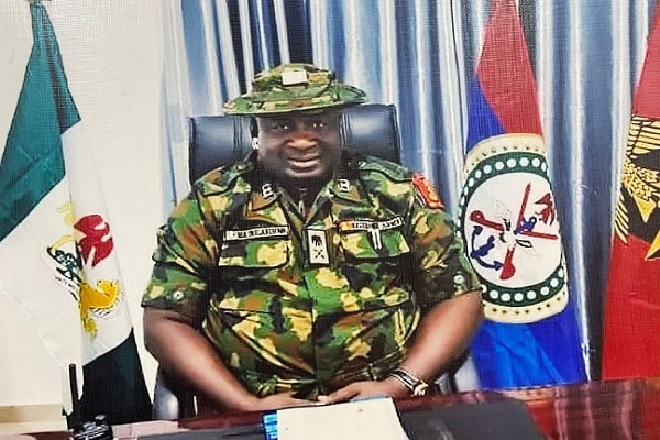 EFCC arrests fake army general enmeshed in N270m scam deal