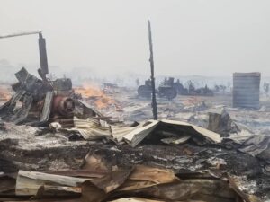 Oko Baba: Fire razes 250 shanties, destroys 40 machines (+photos)