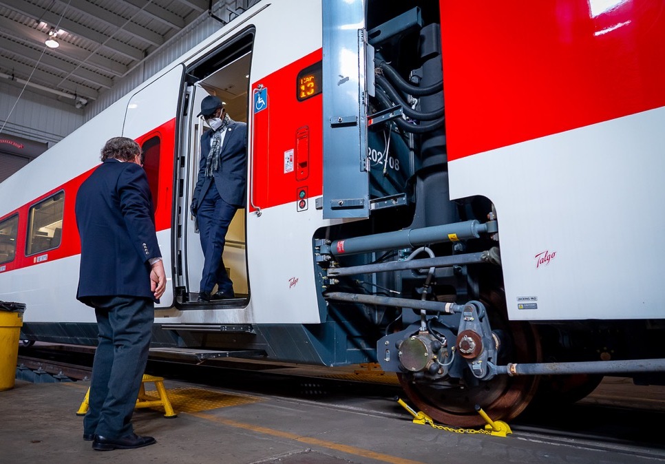 Red Line rail: Lagos acquires two sets 10-cars intra-city metropolitan trains