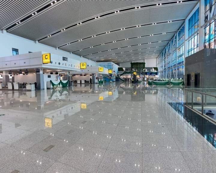 Buhari inaugurates new international terminal at Lagos airport