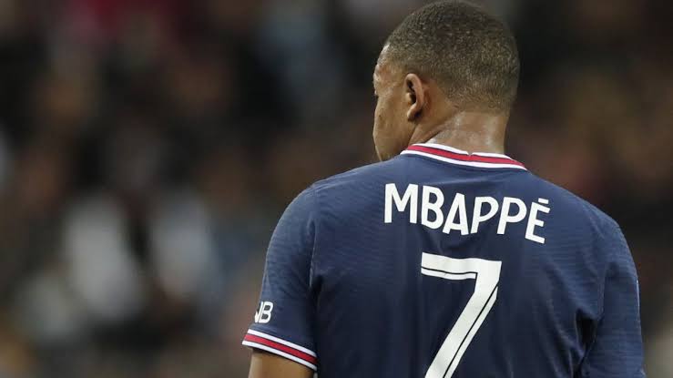 Mbappe at the double as PSG thump Lyon away