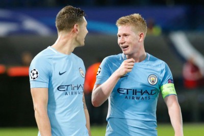 Dazzling De Bruyne propels Man City closer to Premier League title