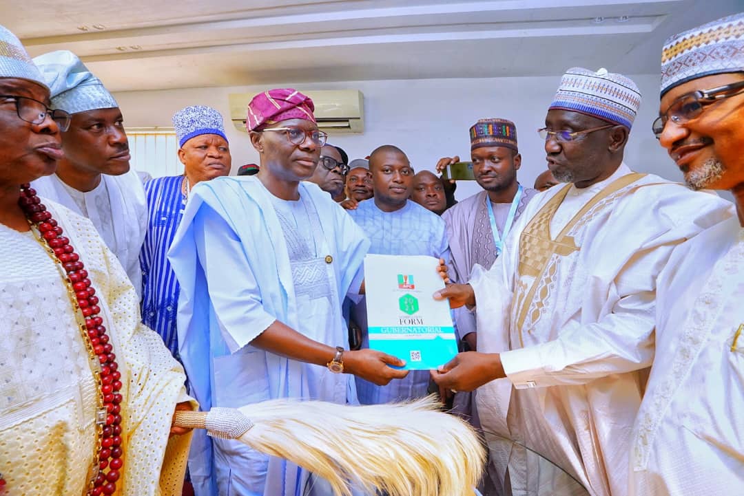 2023: Sanwo-Olu submits re-election form, speaks on presidential election