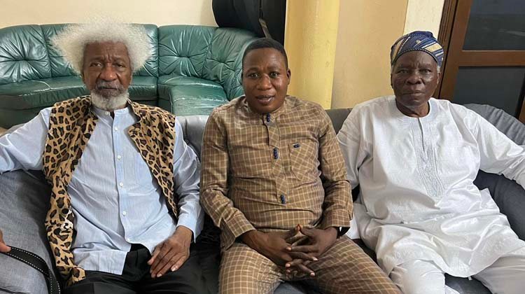 Soyinka in Benin Republic, meets Igboho