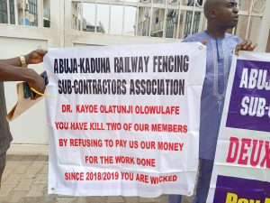 Railway fencing: Contractors protest over non-payment of N500m debt