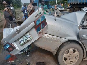 Five die, three injured in Abeokuta–Sagamu Expressway accident
