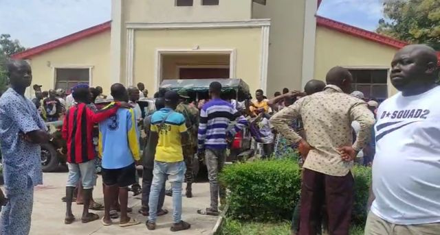 Owo attack: Govt gives succour to victims, deceased's families