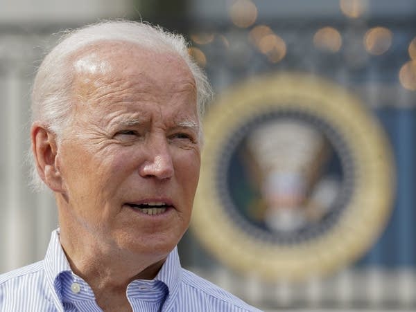 Man who threatened Biden shot dead in FBI raid, report says