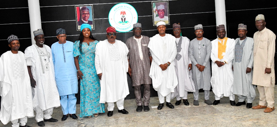 Kwara governor swears in new cabinet members