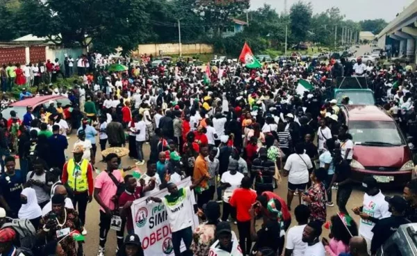 Charly Boy, others lead LP 5m persons’ march for Obi in Lagos