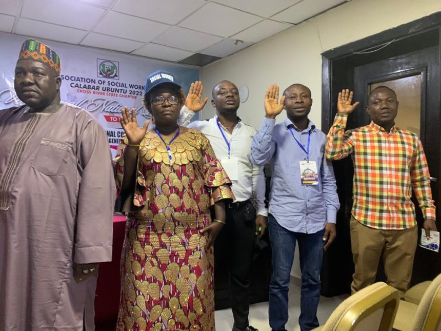 Social workers elect new national executives