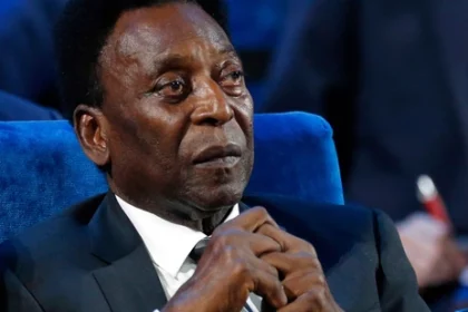 Buhari mourns soccer legend, Pele, says he will never be forgotten