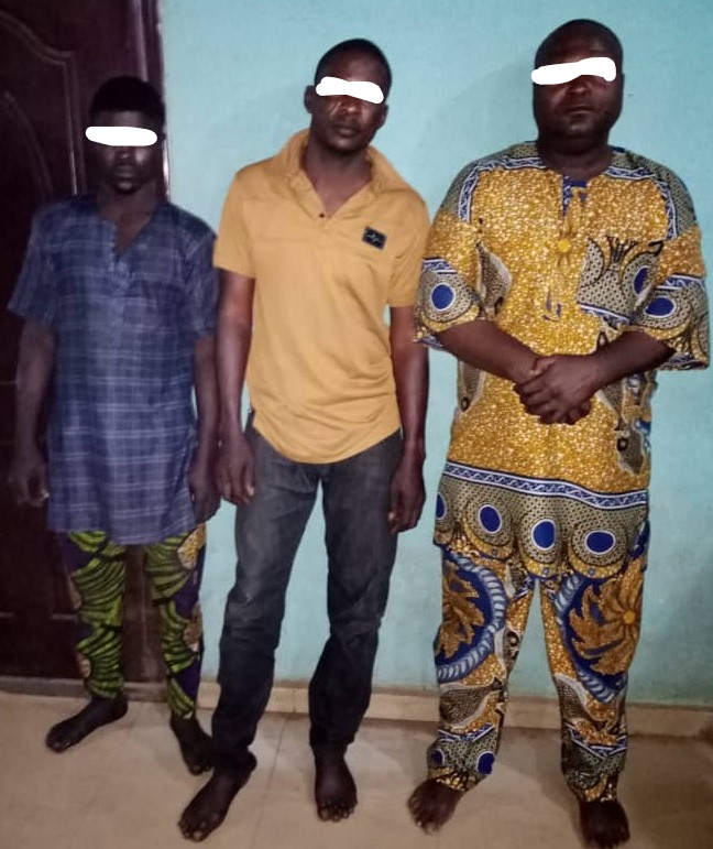 Three arrested for attempting to kill policeman at accident scene