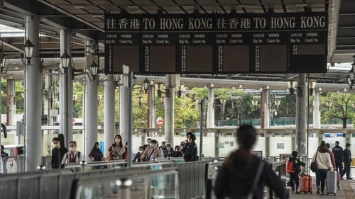 China reopens borders to all travellers