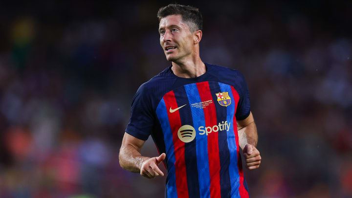 Lewandowski helps restore Barca’s 8-point cushion in LaLiga