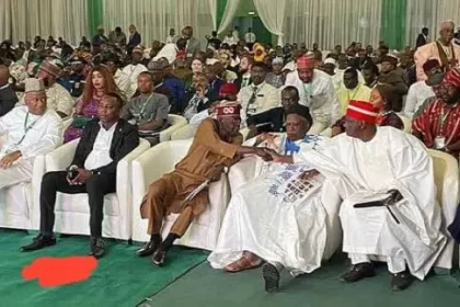 Presidential candidates sign peace accord, Buhari offers advice