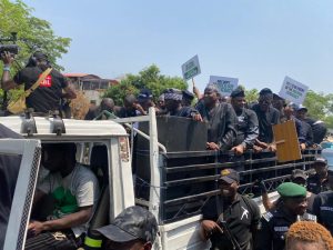 Election result: Atiku leads protest to INEC headquarters (+Photos)