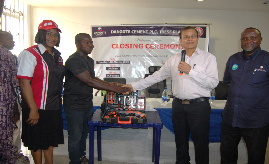 30 host community youths graduate from Dangote programme